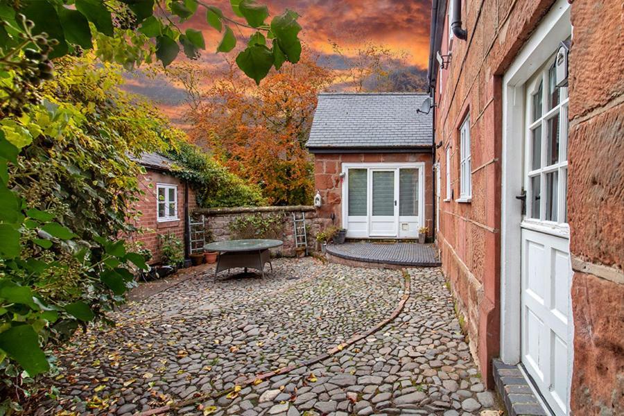 Pear Tree Cottage Courtyard Шрусбъри Екстериор снимка