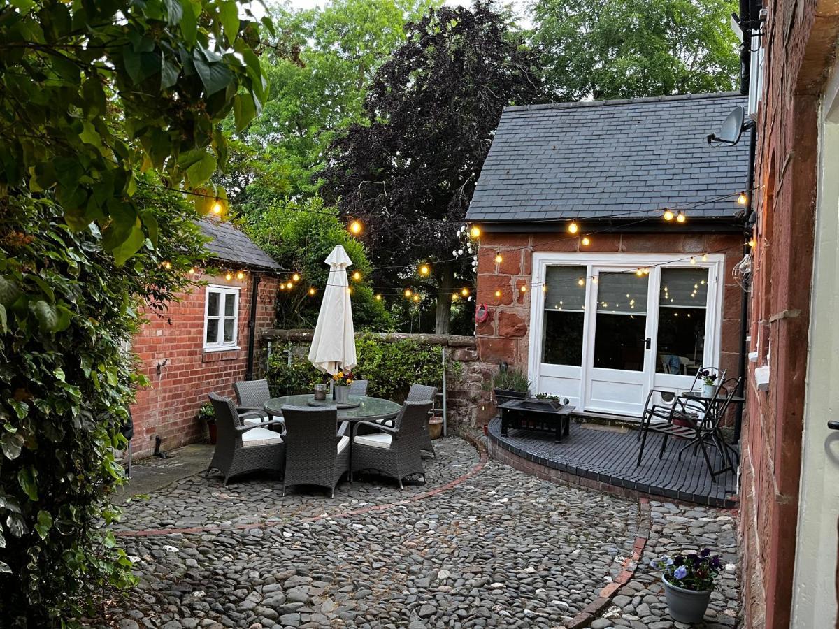 Pear Tree Cottage Courtyard Шрусбъри Екстериор снимка